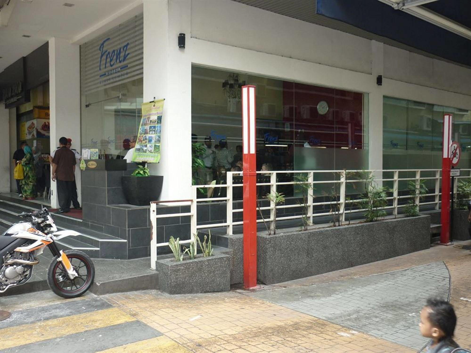 Frenz 3* Kuala Lumpur