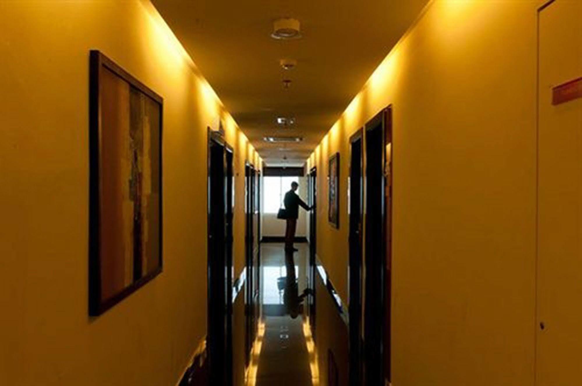 Frenz Hotel